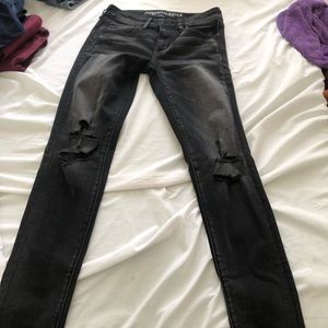 Black American Eagle Ripped Jeans